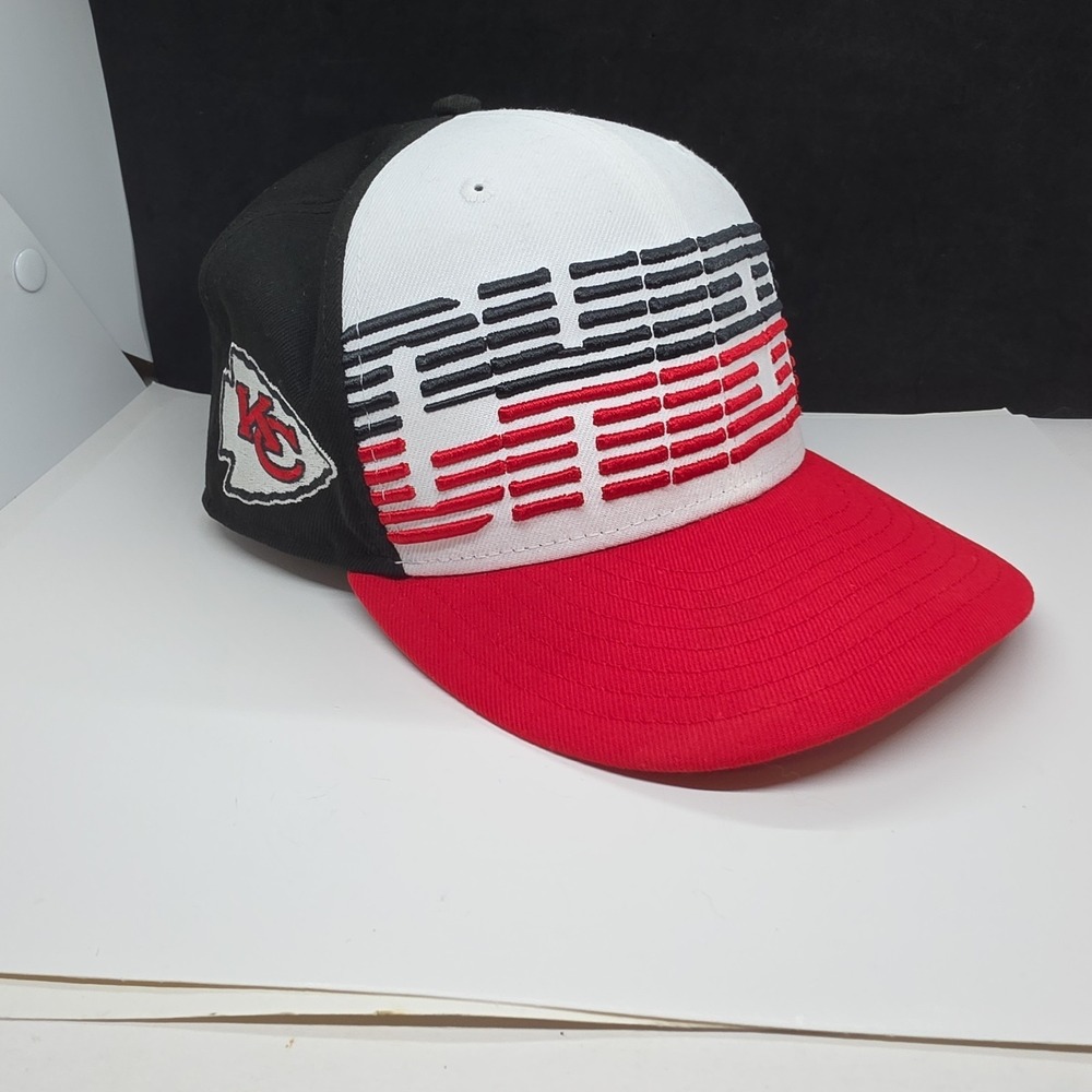 Men's New Era White/Red Kansas City Chiefs Throwback Space 9FIFTY Snapback Hat